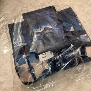 Brand New Quran Gift Set – Prayer Mat, Quran & Tasbih (Ready to Gift)